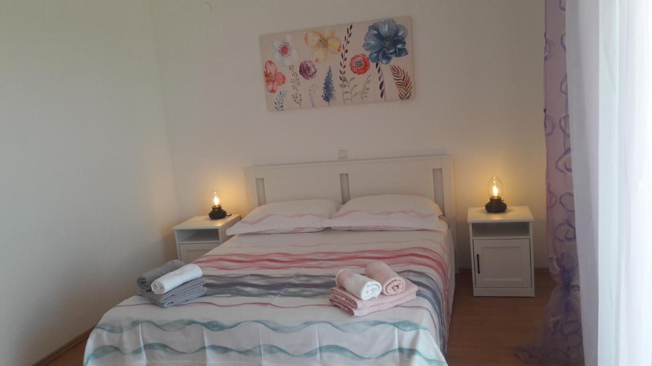 Apartman Barbat-Za Cijelu Obitelj Barbat na Rabu Esterno foto